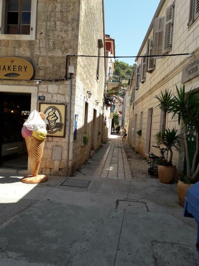 Heart Of Vis And Kut Area Apartman Romandic 外观 照片